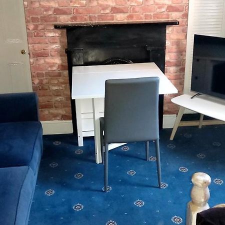 Phoenix Nights Guest House Barrow-in-Furness ภายนอก รูปภาพ